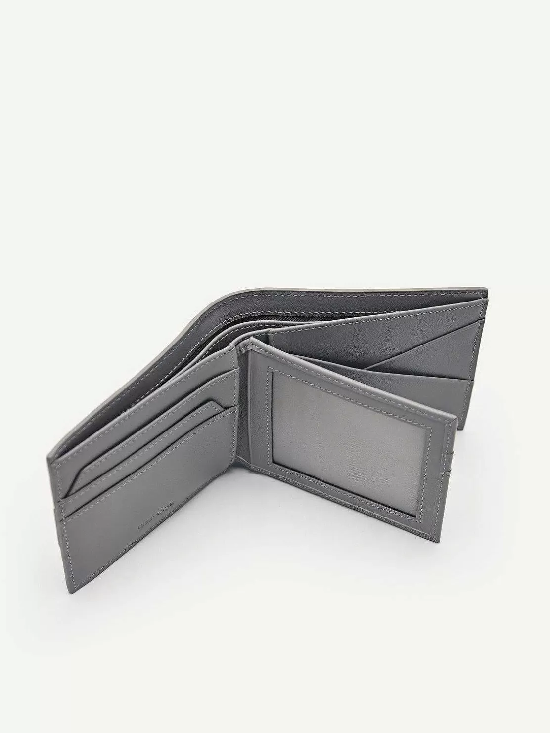 Embossed Leather Bi-Fold Flip Wallet<PEDRO Hot