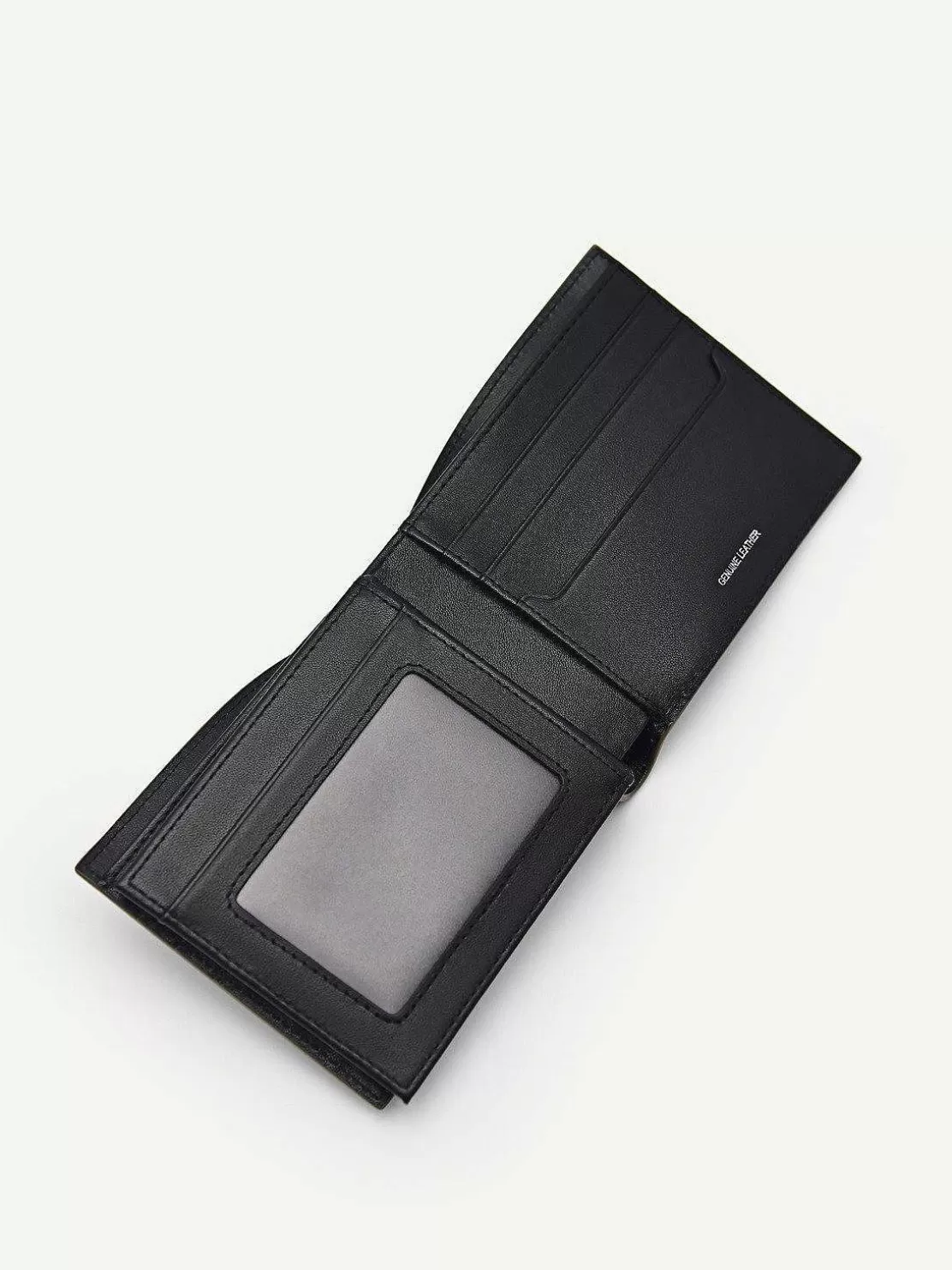 Embossed Leather Bi-Fold Flip Wallet<PEDRO Fashion